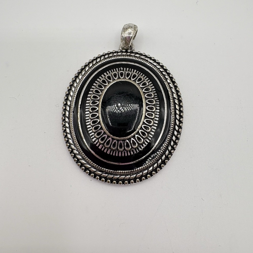 Vintage Silver Tone Black‎ Oval Statement Pendant Boho Tribal Style